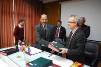 Mr. Ram Lubhaya, Additional Chief Secretary, Government of Rajasthan with Mr. Yves Guicquéro, Deputy Head of the Asia Department, AFD head office during signing of the project agreement.